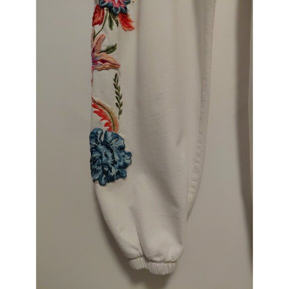 Driftwood Joggers White With Floral Embroidery XL - Picture 5 of 9